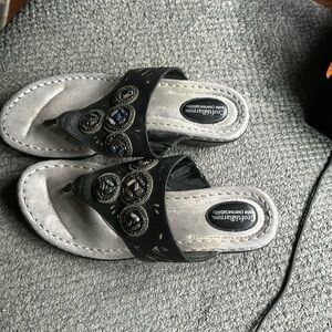 Croft & Barrow Solesenseability Sandals Black Leather Flip Flop Slip On